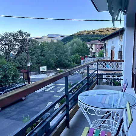 Garoa Etxea Apartment *